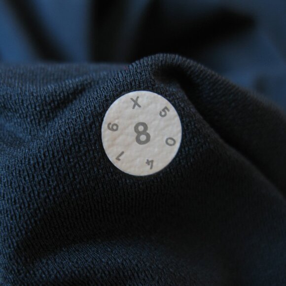 Lululemon Inspire Tight II size 8 *GUC - Picture 12 of 12